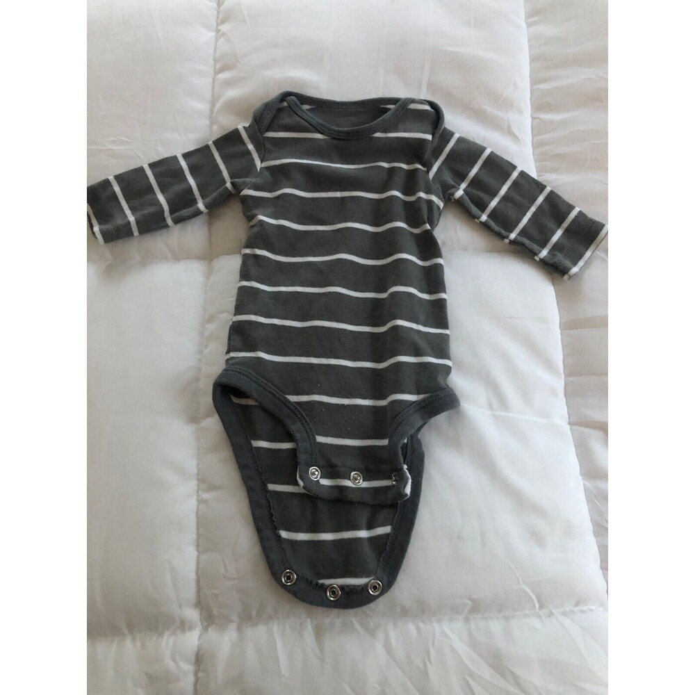 Carter's Brand Size 0-3 Gray Baby‎ Jumper Suit